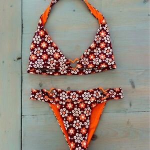 Frankie’s bikinis set